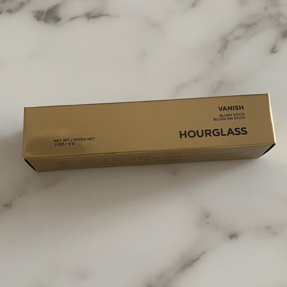 Hourglass Blush in Loyal